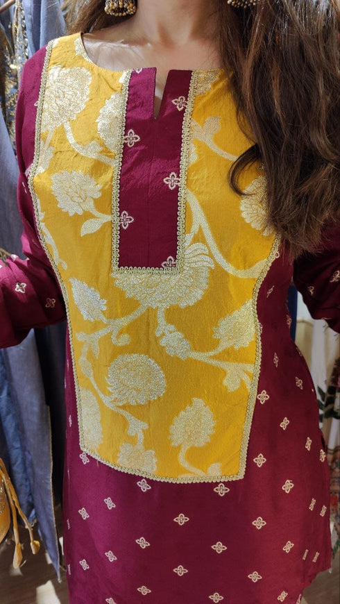 Maroon Jacquard Silk Farshi Set with Potli